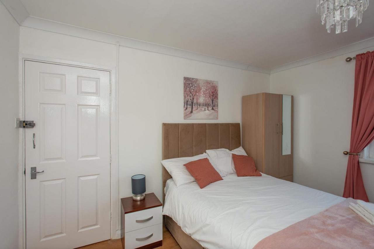 Modern Apartments In Bromley, Greater London Near Tesco And Sundridge Park Station Zewnętrze zdjęcie